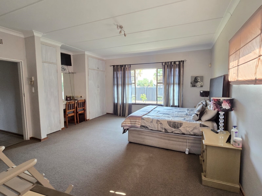 4 Bedroom Property for Sale in Parys Free State